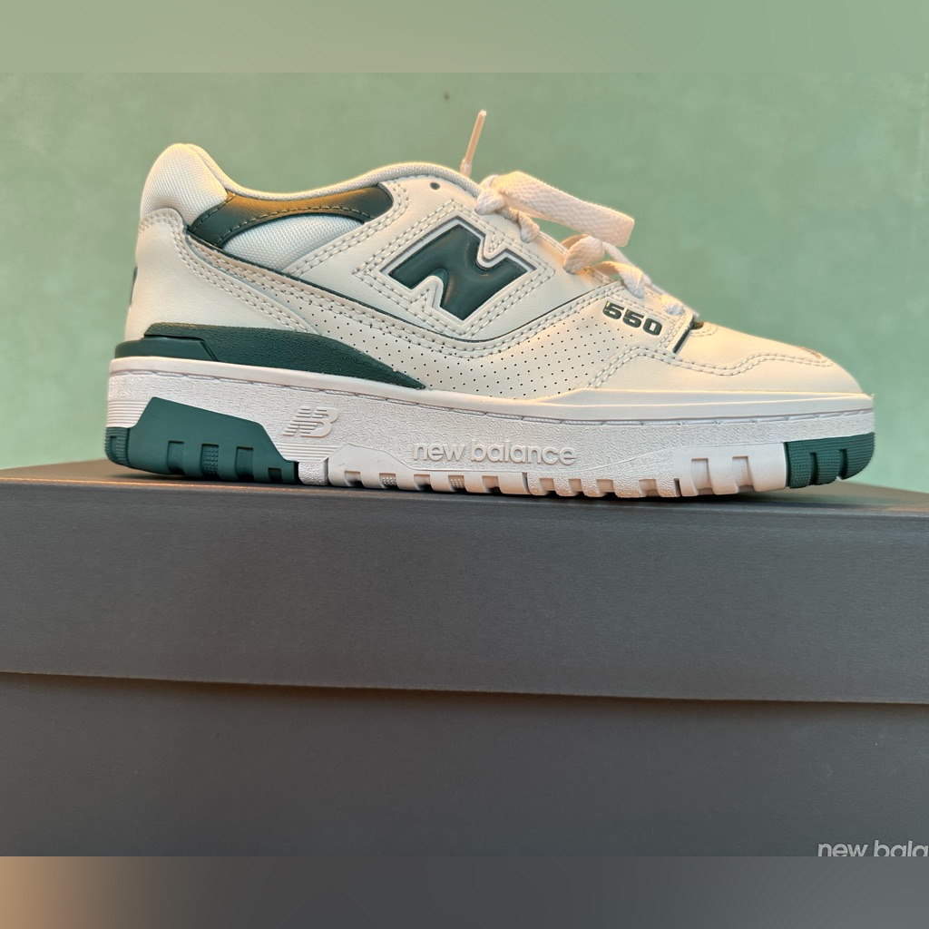 Brand New New Balance 550 Sneakers In Spruce Green